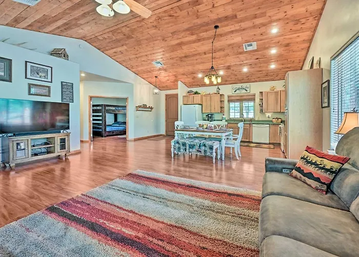 Bring A Pet: W/ Fire Pit! Holiday home Happy Jack