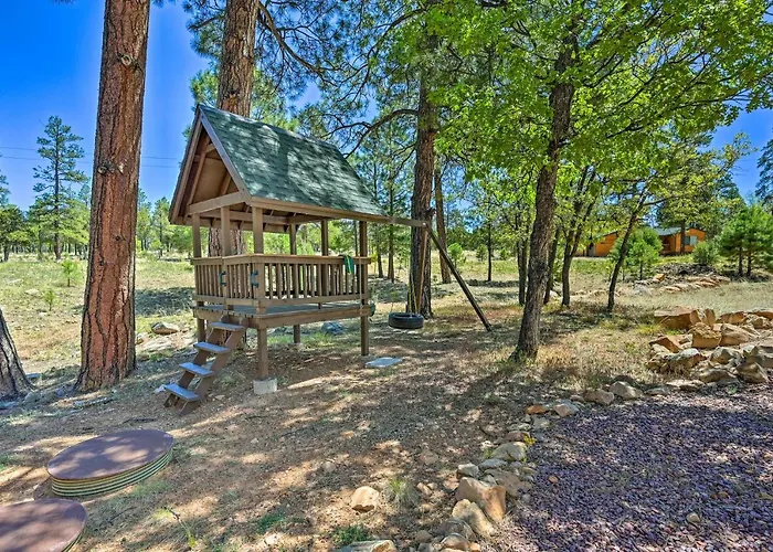 Holiday home Bring A Pet: W/ Fire Pit!